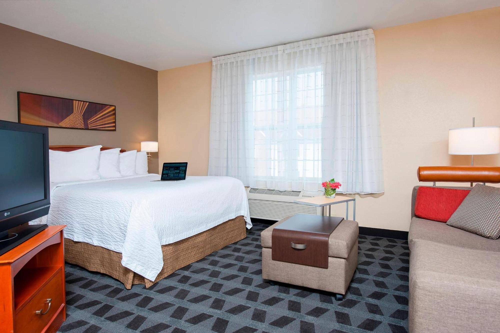 Towneplace Suites By Marriott Indianapolis - Keystone Indianápolis Exterior foto